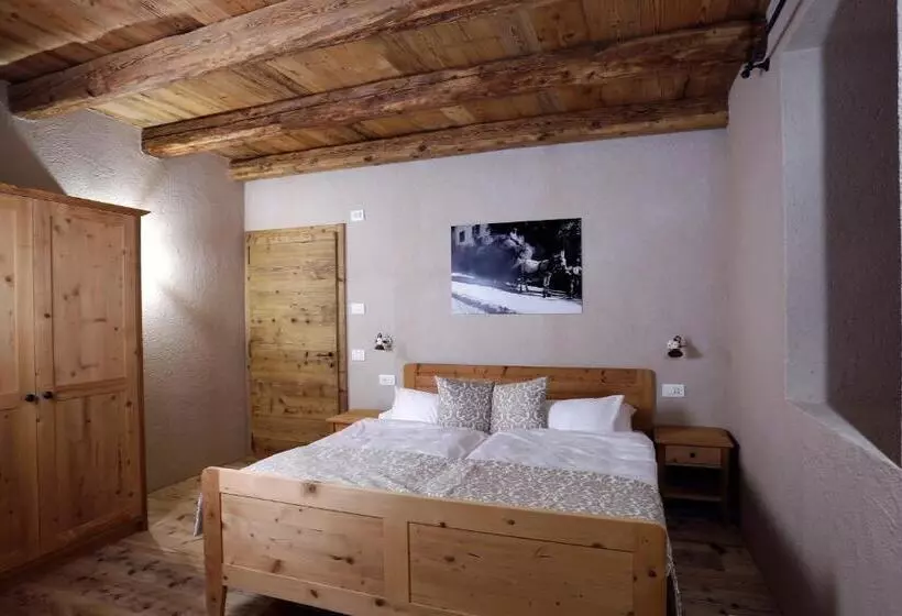 ホテル Agritur Ciastel