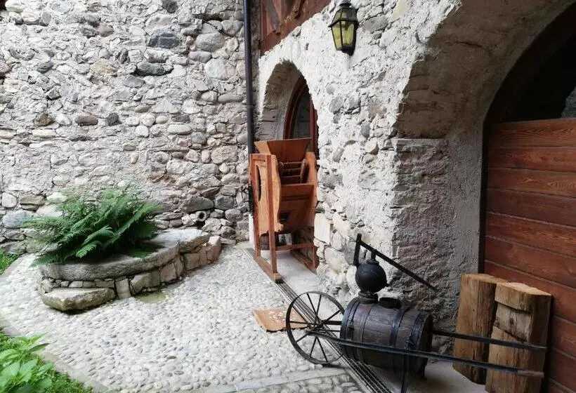 ホテル Agritur Ciastel