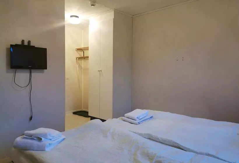 Hotelli Gästis I Floby Ab