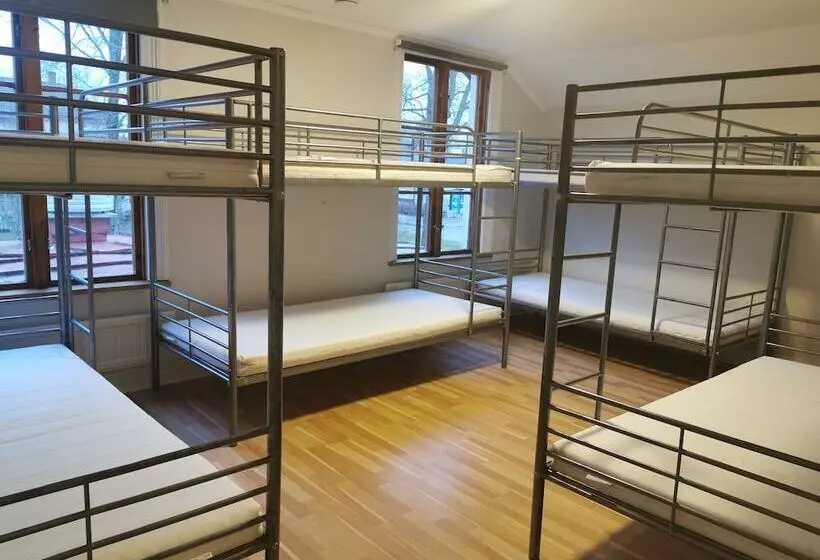 Hotelli Gästis I Floby Ab