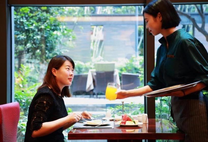 فندق Hangzhou Bay Universal