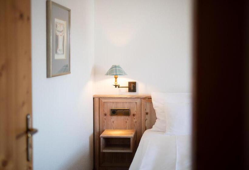 בית מלון כפרי Restaurant Krone