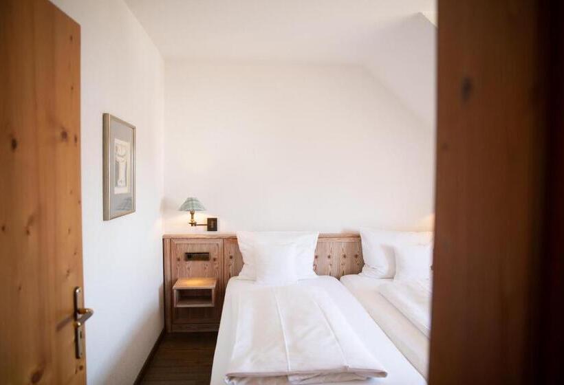 בית מלון כפרי Restaurant Krone