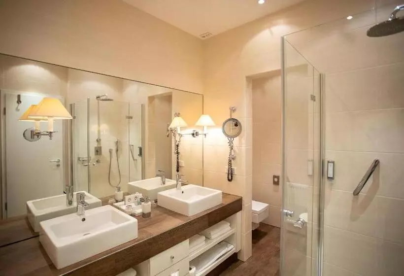 Hotelli Restaurant Krone