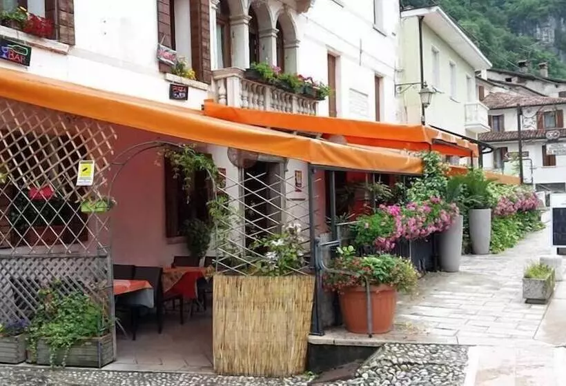 Hotelli Ristorante Pizzeria Al Mondo