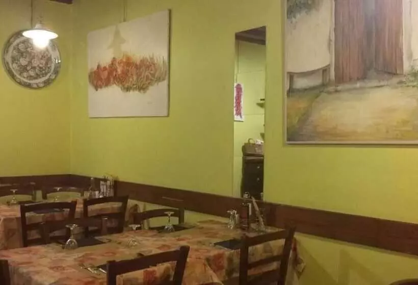 Hotelli Ristorante Pizzeria Al Mondo