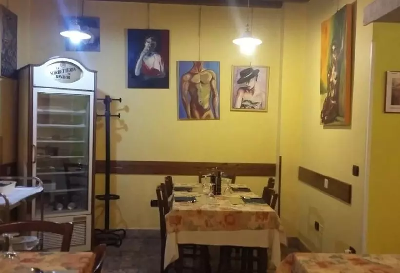 Hotelli Ristorante Pizzeria Al Mondo