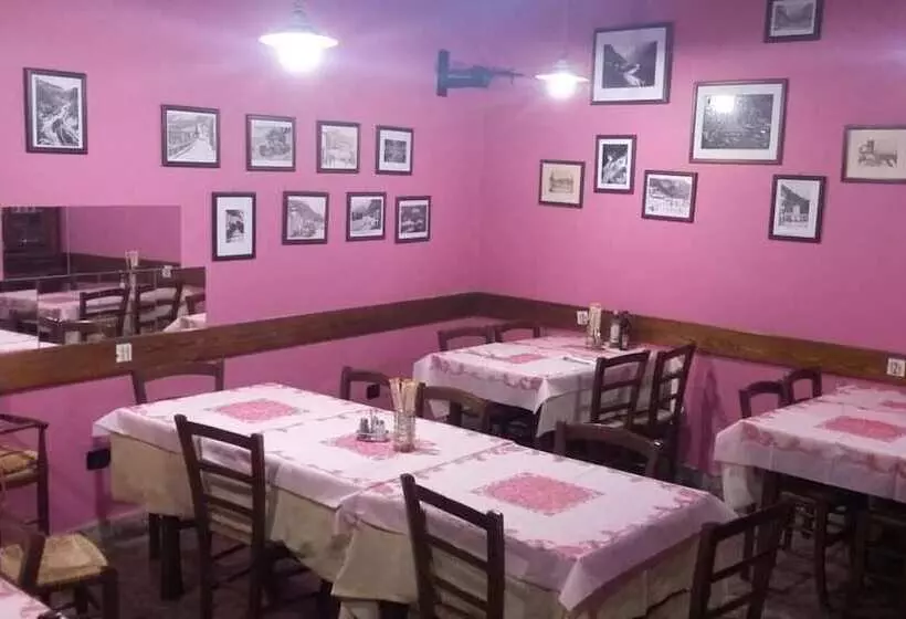 Hotelli Ristorante Pizzeria Al Mondo