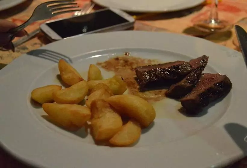 Hotelli Ristorante Pizzeria Al Mondo