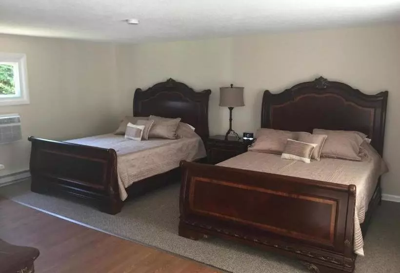 モーテル Shore Road Inn