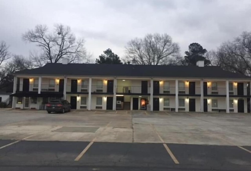 מוטל The Cullars Inn