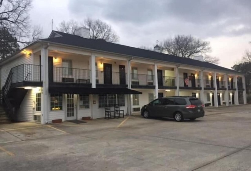 מוטל The Cullars Inn