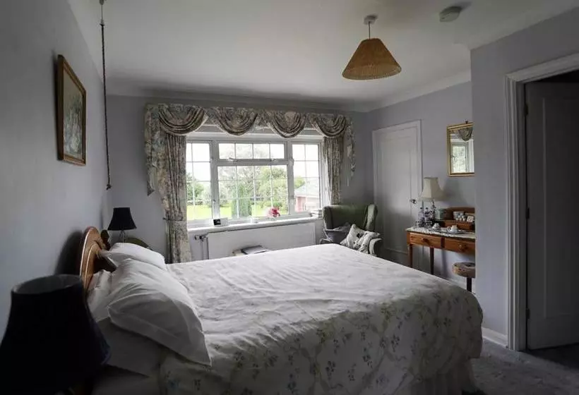 Newmans Hall Bed & Breakfast