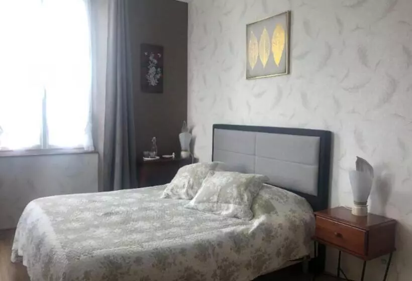 ペンション La Maison De La Fontaine, Le Beny Bocage