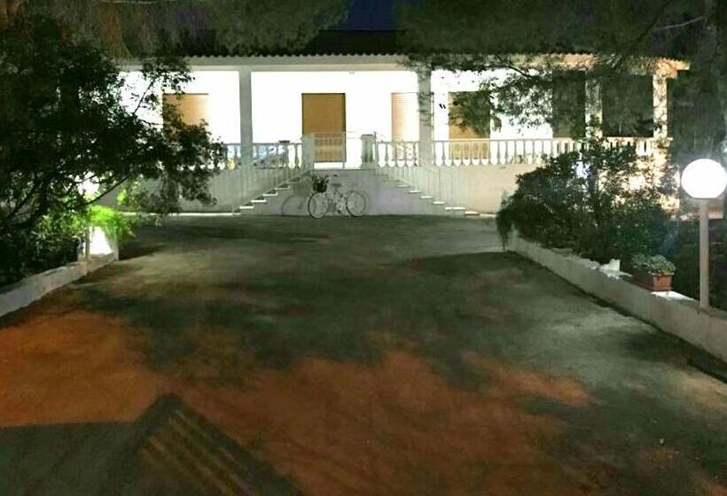 Resort Otel A Casa Noscia Bb San Pietro In Bevagna Charming House