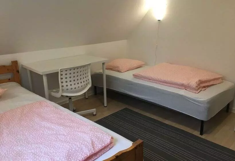 Tomasdal Vandrarhem   Hostel