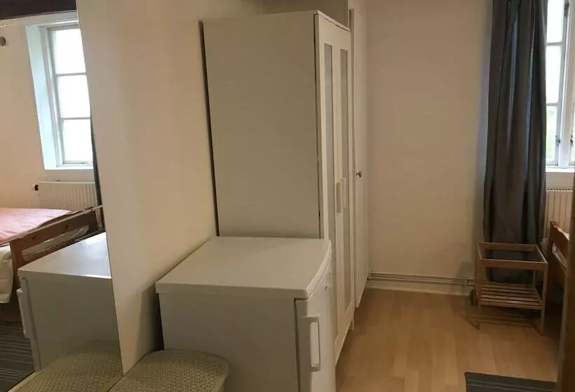 Tomasdal Vandrarhem   Hostel