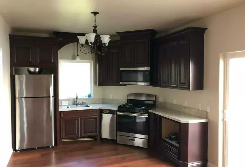 Retkeilymaja The Castle Inn Of The Lost Coast