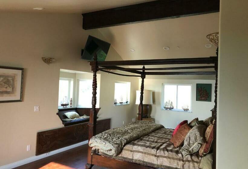 فندق صغير The Castle Inn Of The Lost Coast