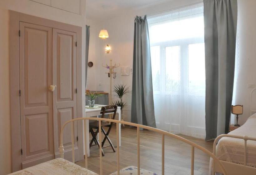 B&b L Officina Dei Sogni