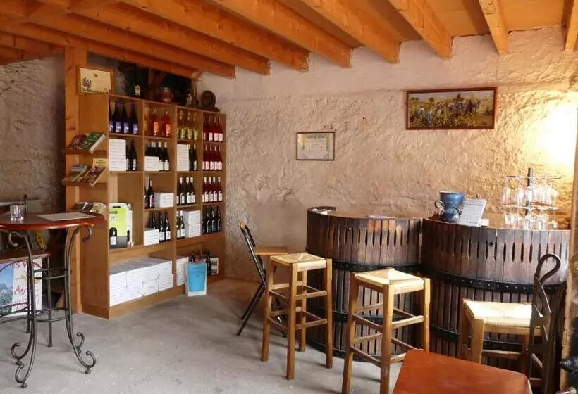 ベッドアンドブレックファースト Le Logis Du Livier