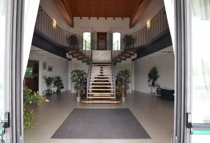 Aamiaismajoitus (B&B) Tenuta Monterosso