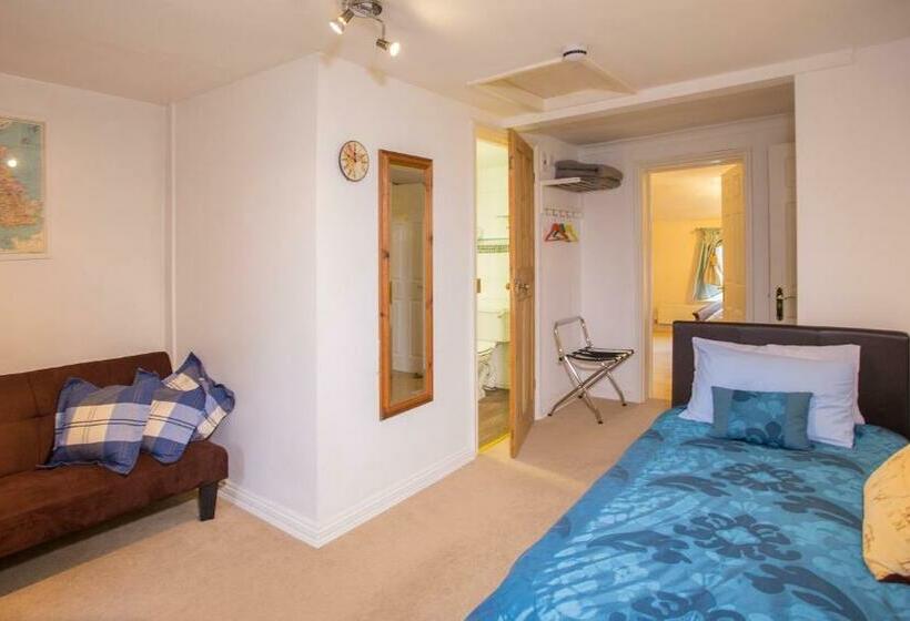 Bed and Breakfast The Old Rectory Chicklade