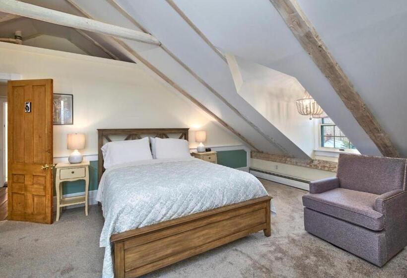 مبيت وإفطار Youngtown Inn