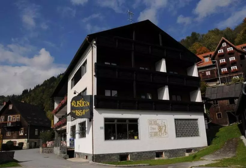 Gasthof Pension Ortner