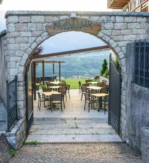 ホテル Agritur La Pieve