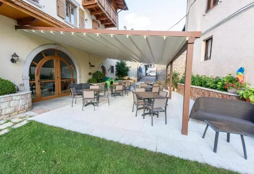 ホテル Agritur La Pieve