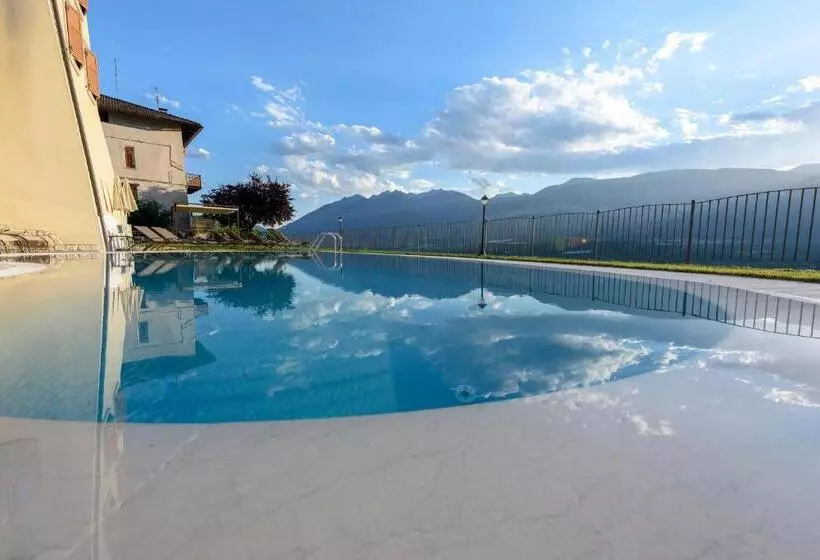 ホテル Agritur La Pieve