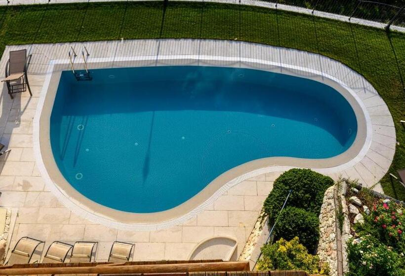 ホテル Agritur La Pieve