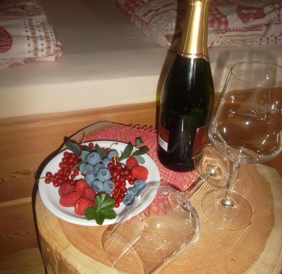 فندق Agriturismo Maso Grisun