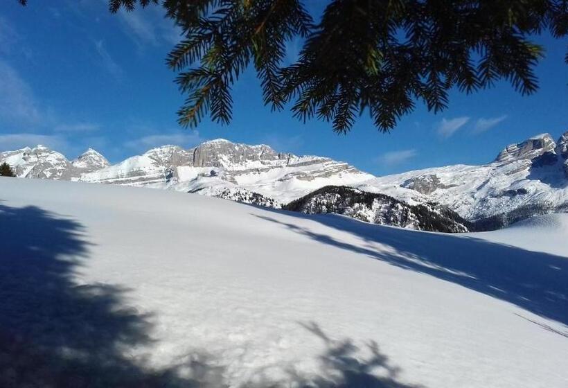 فندق Agriturismo Maso Grisun