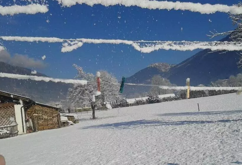 ホテル Agriturismo Maso Grisun