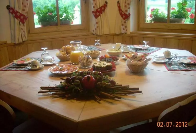 ホテル Agriturismo Maso Grisun