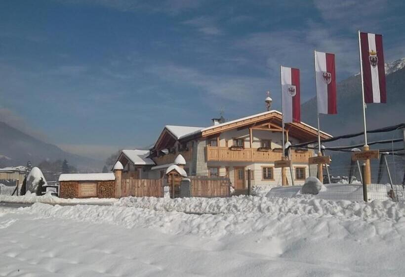 فندق Agriturismo Maso Grisun