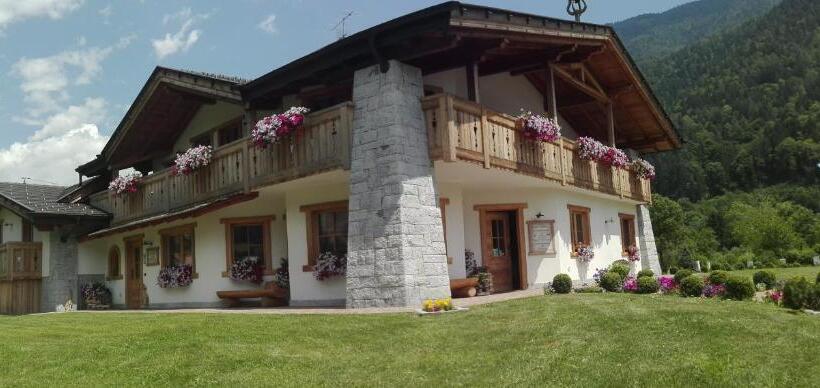 فندق Agriturismo Maso Grisun
