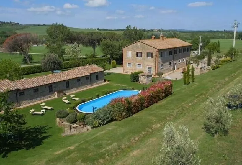 Hotelli Agriturismo Palazzi Del Papa