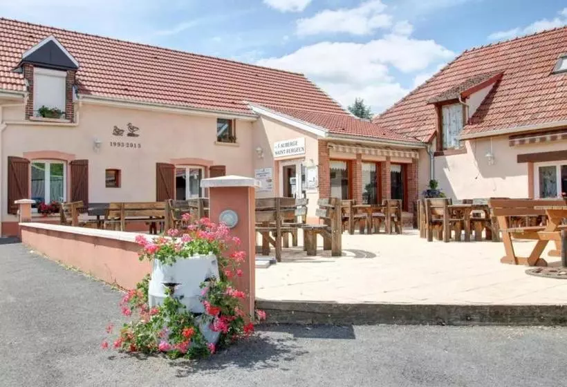 ホテル Auberge Saint Fergeux