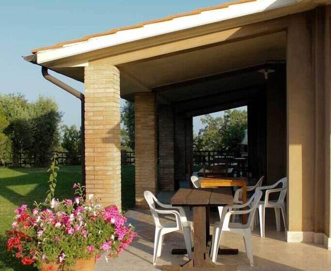 فندق Bio Agriturismo Poggio Aione