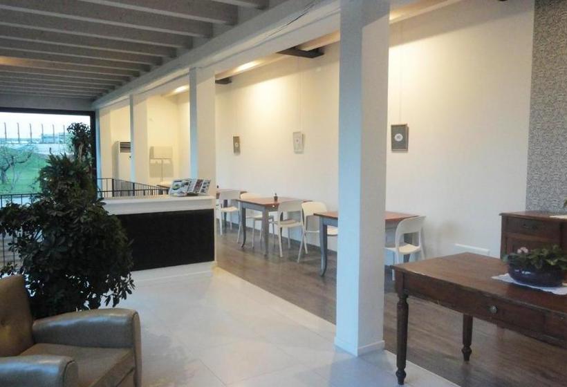 ホテル Casa Lidia   Smart