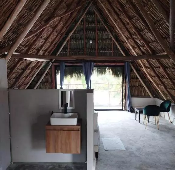 ホテル Casa Mate Beachfront Cabañas El Cuyo