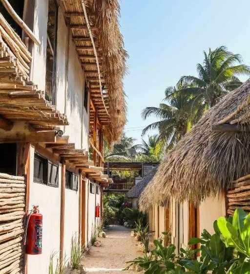 ホテル Casa Mate Beachfront Cabañas El Cuyo