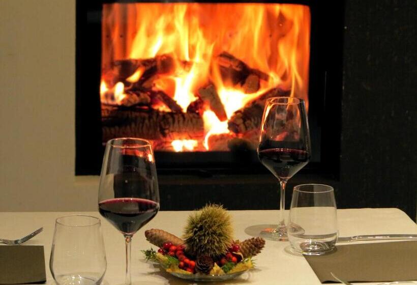 호텔 Chalet Tovel Mountain Lake