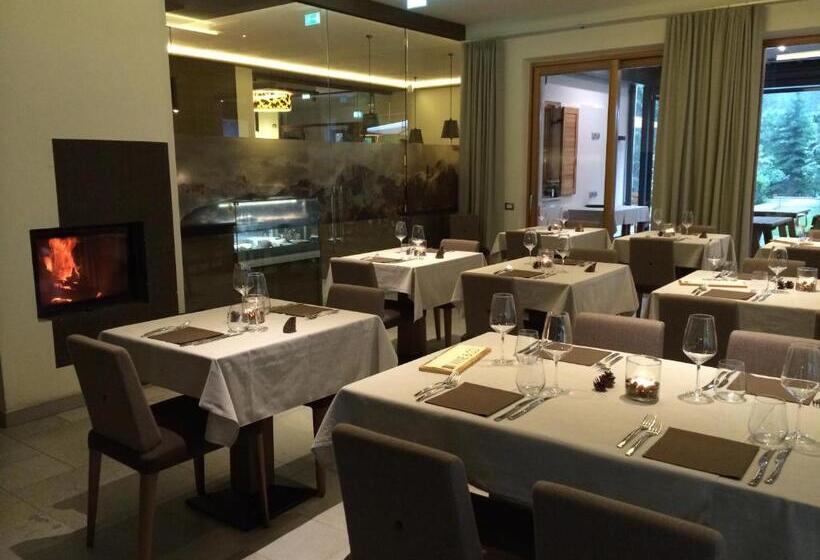 호텔 Chalet Tovel Mountain Lake