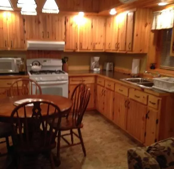 Hotelli Rough Cut Lodge