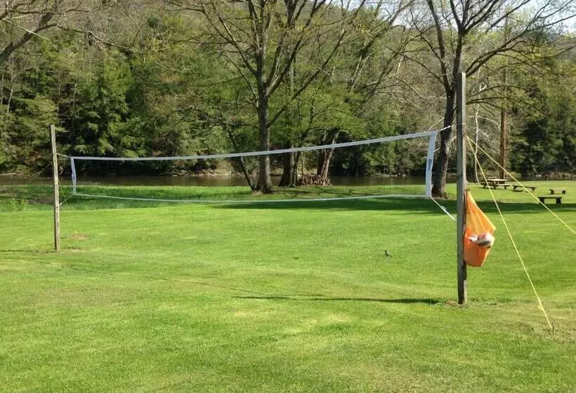 Hotelli Rough Cut Lodge