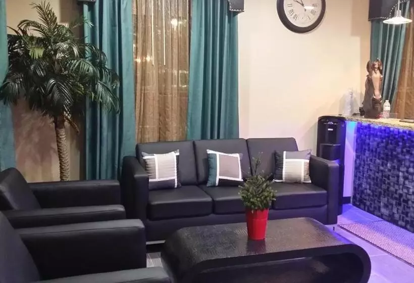 Hotelli Texan Inn And Suites Tilden